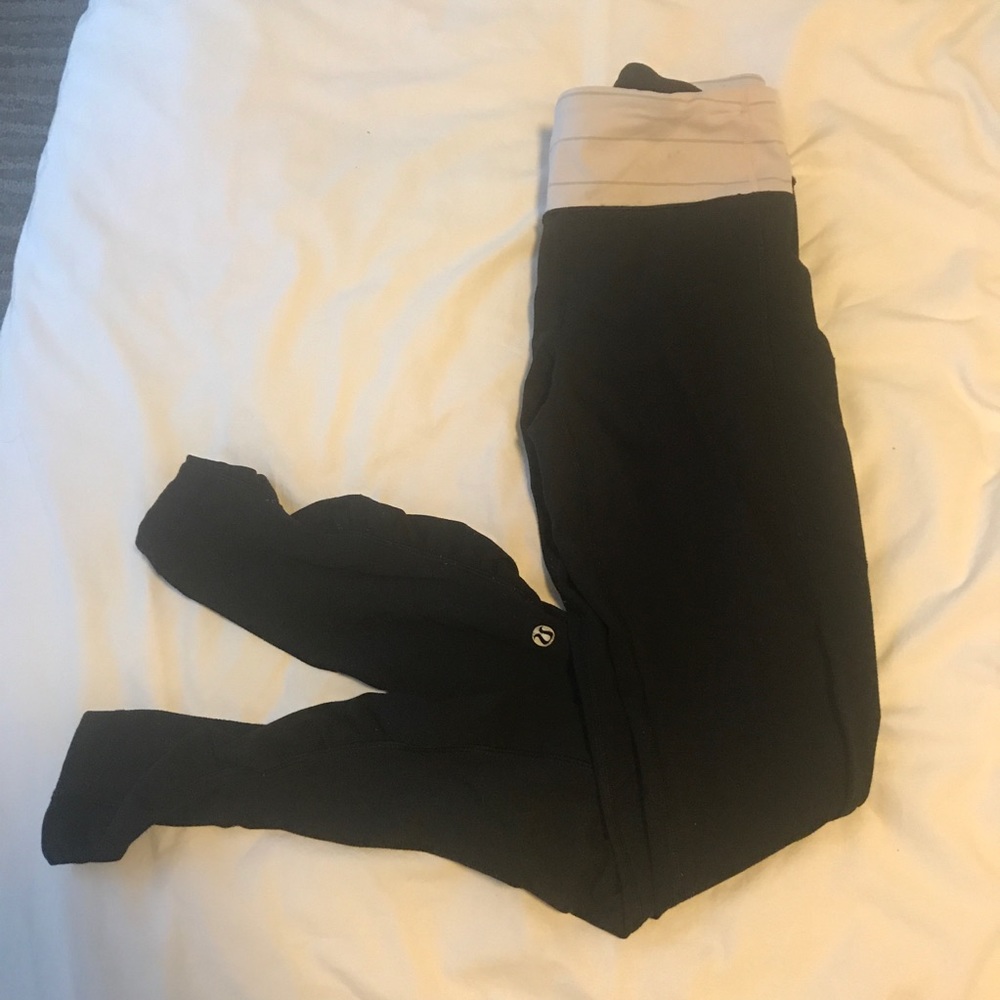 Lululemon black leggings